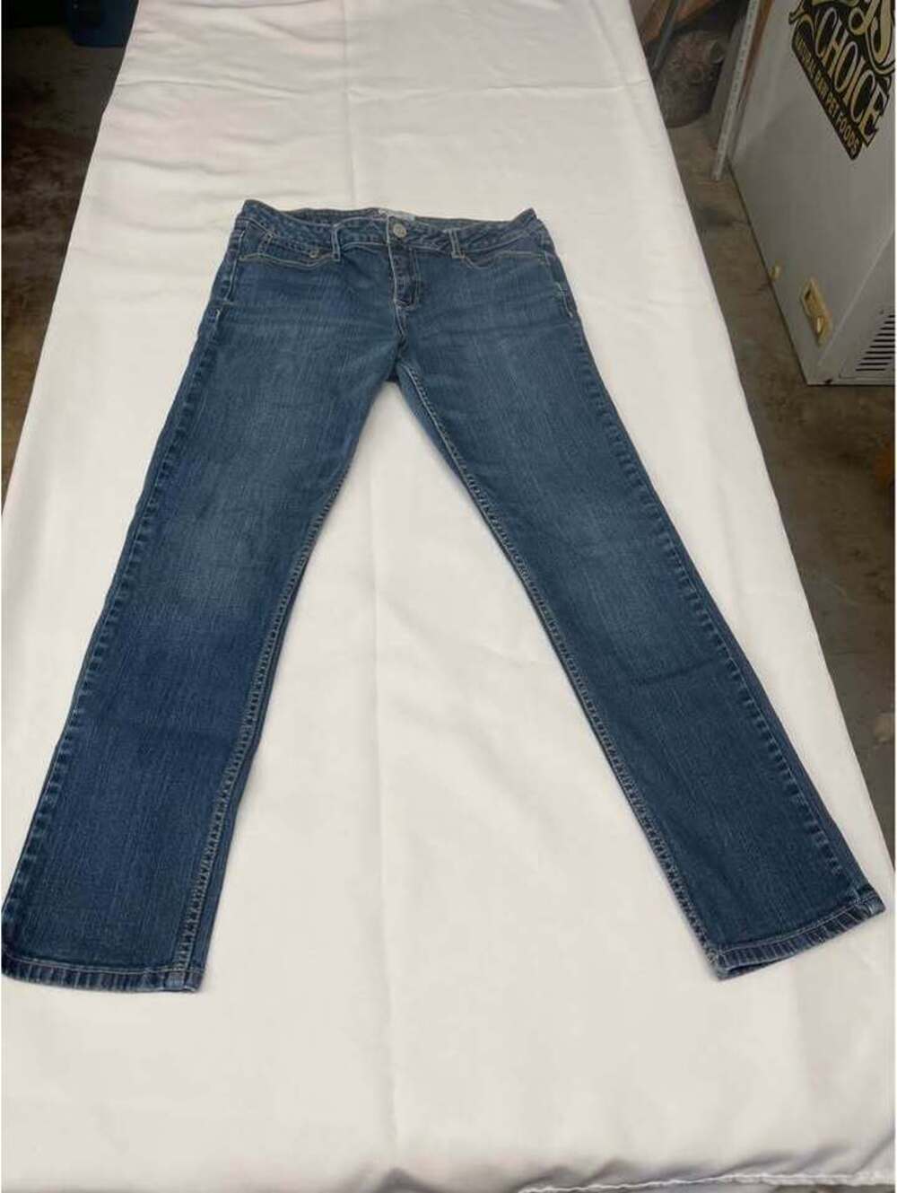 Aeropostale Bayla Skinny jeans in juniors size 11/12 Short